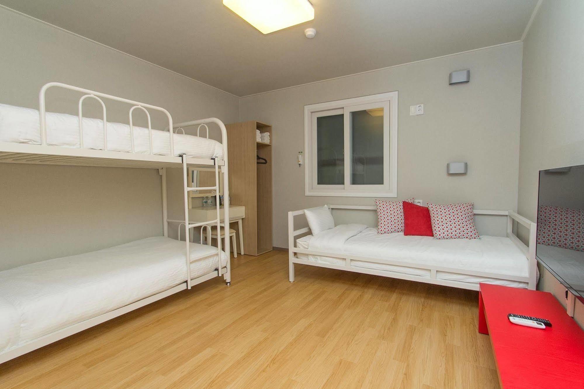 Uniqstay Busan Buitenkant foto